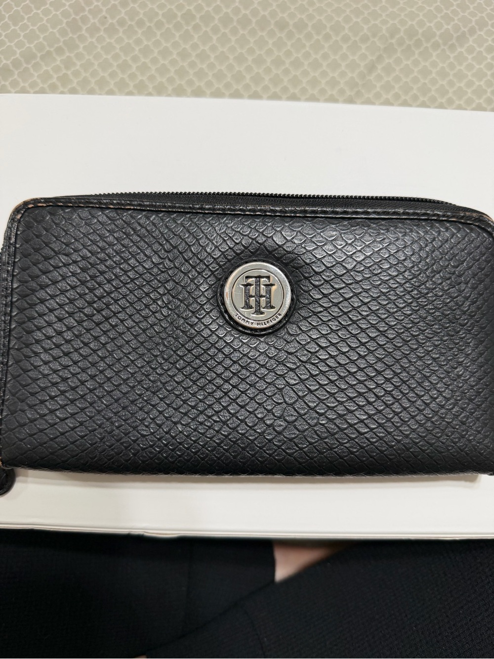 Tommy Hilfiger Black Textured Zip-Around Wallet with Logo Medallion